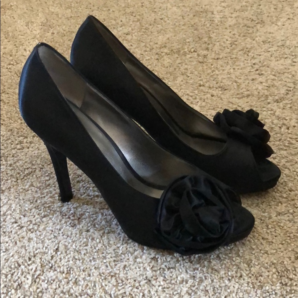 Nine West black satin flower peep toe heels